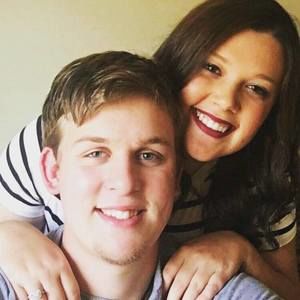 Meet your Posher, Emilee